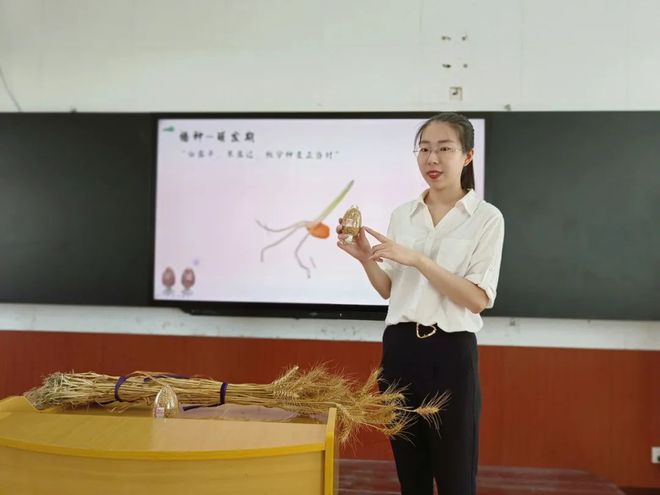 农业科普进校园 知识“种子”种心田(图1)